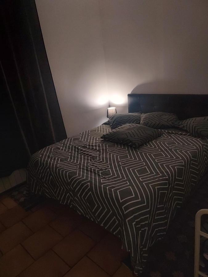 Appartement Meuble Avec Deux Chambres Мулен Екстер'єр фото