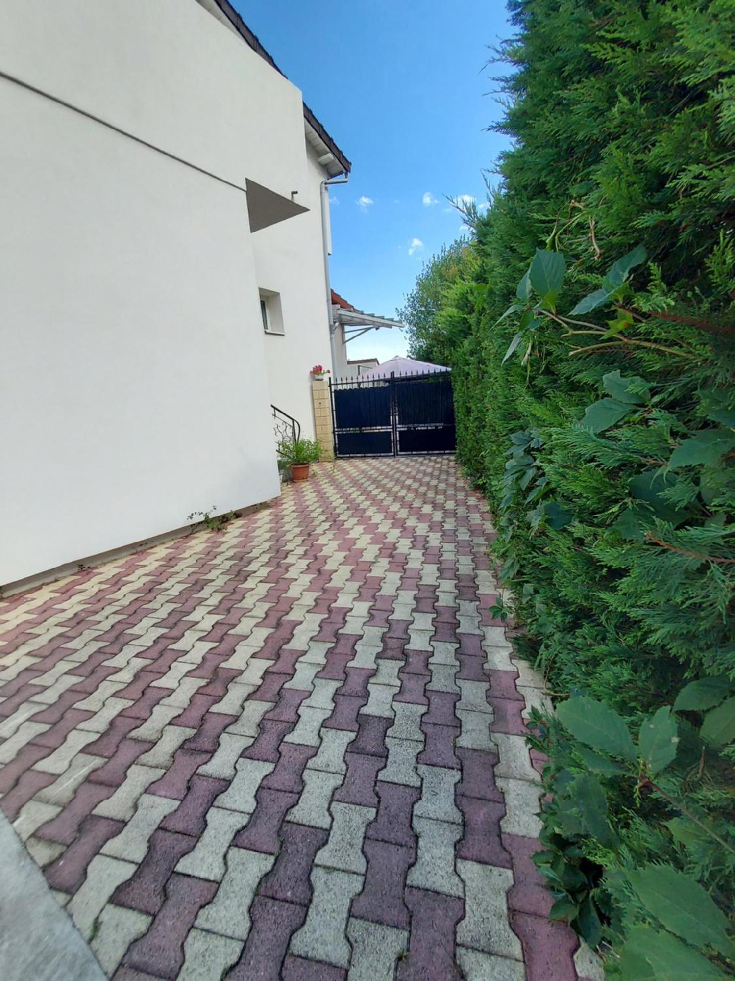 Appartement Meuble Avec Deux Chambres Мулен Екстер'єр фото